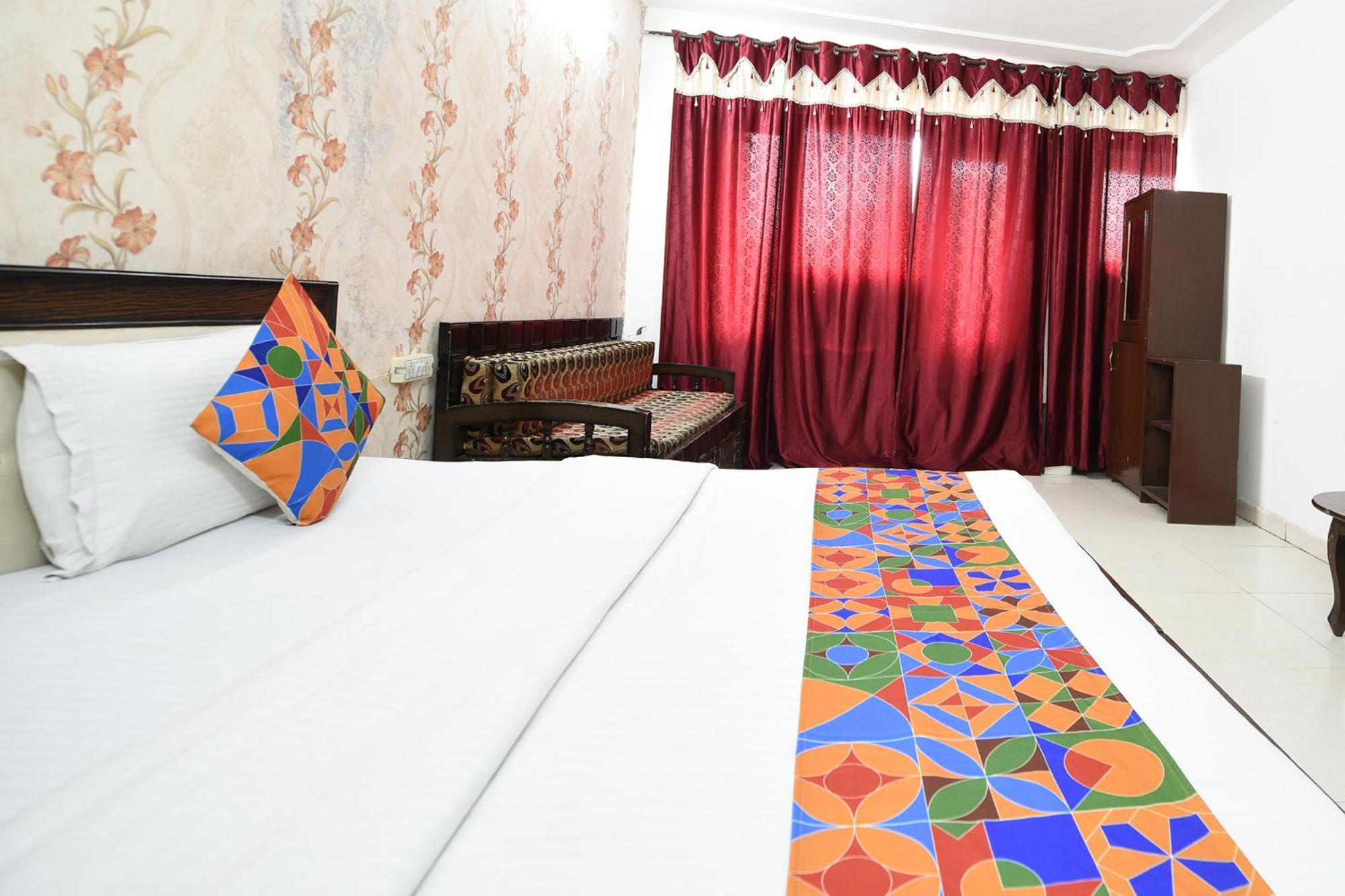 Fabexpress Diamond Sec 45 Hotel Chandīgarh Exterior foto
